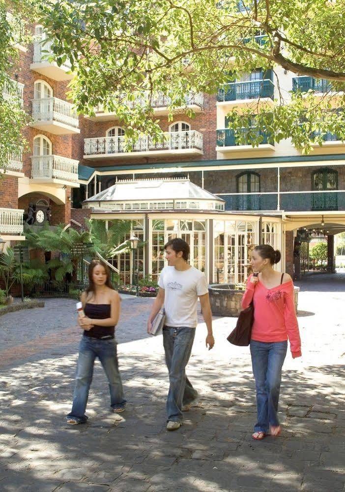 Rmit Village Melbourne Buitenkant foto